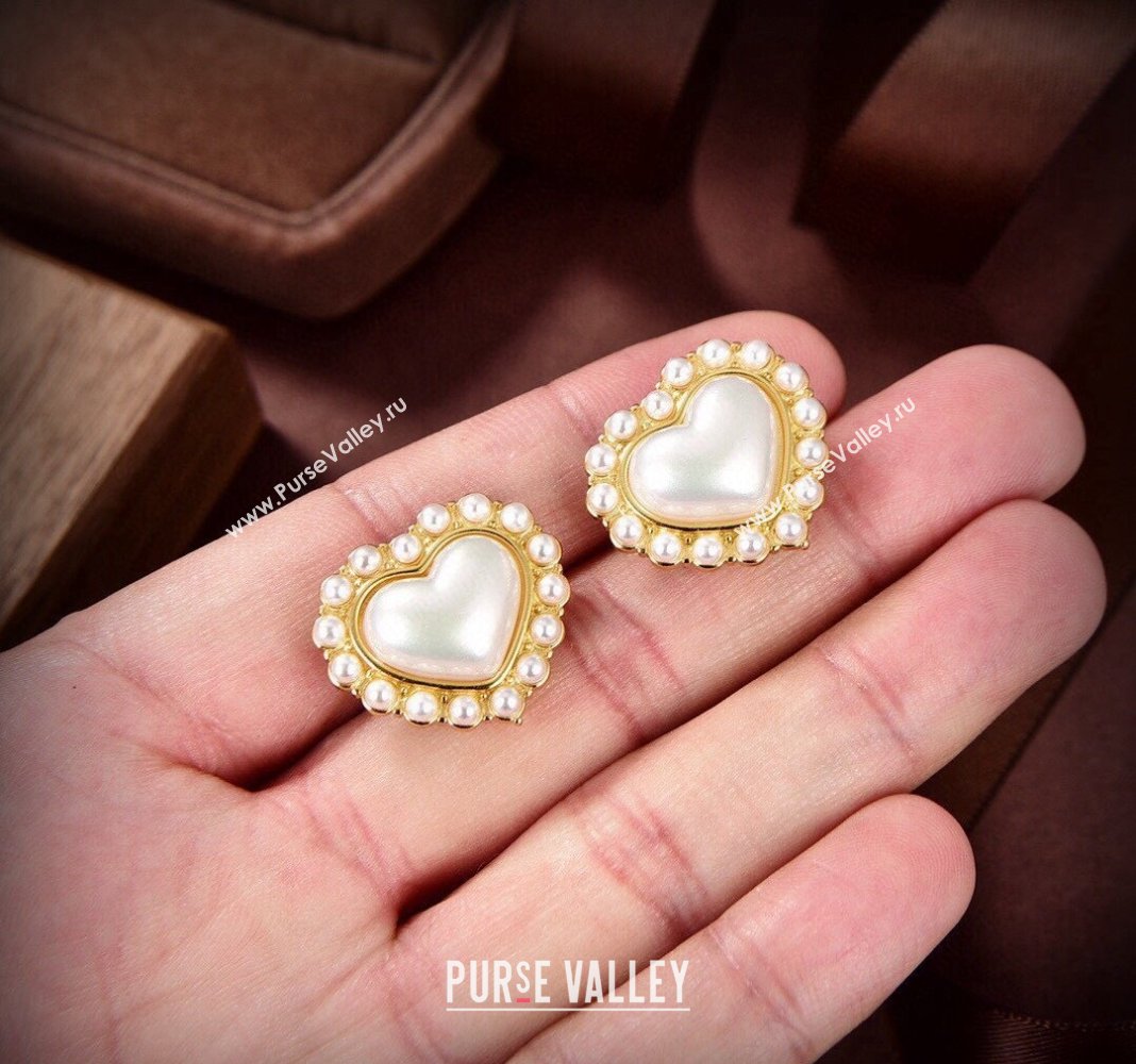 Bottega Veneta Pearls Heart Stud Earrings 2024 0301 (YF-240301054)