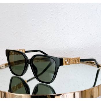 Versace Sunglasses VE4471 8 2024 (A-240305060)