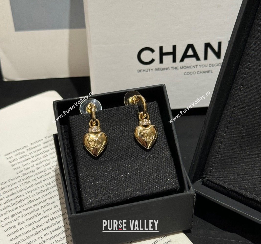 Chanel Love Short Earrings Gold 2024 040801 (YF-240408149)