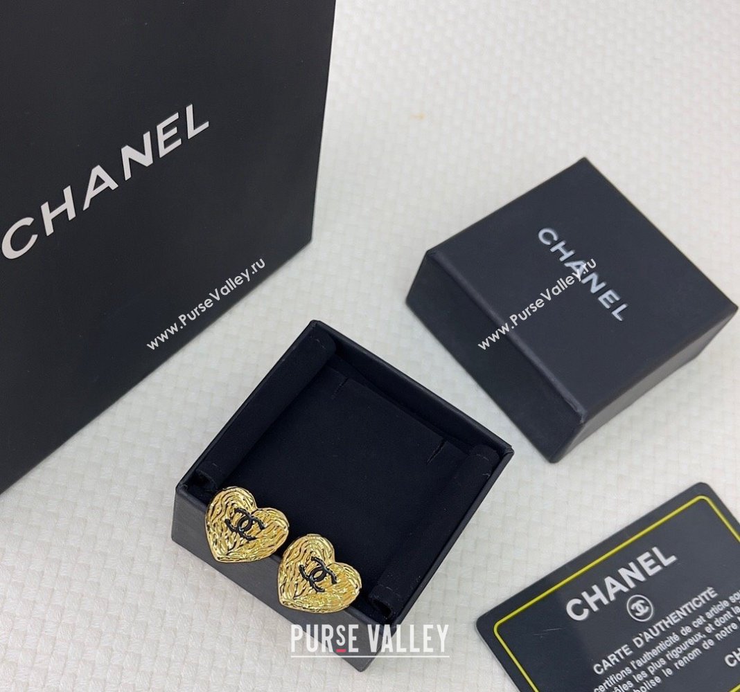 Chanel Heart Stud Earrings Gold 2024 0408 (YF-240408154)