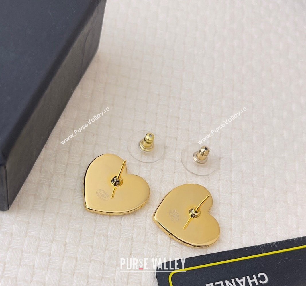 Chanel Heart Stud Earrings Gold 2024 0408 (YF-240408154)