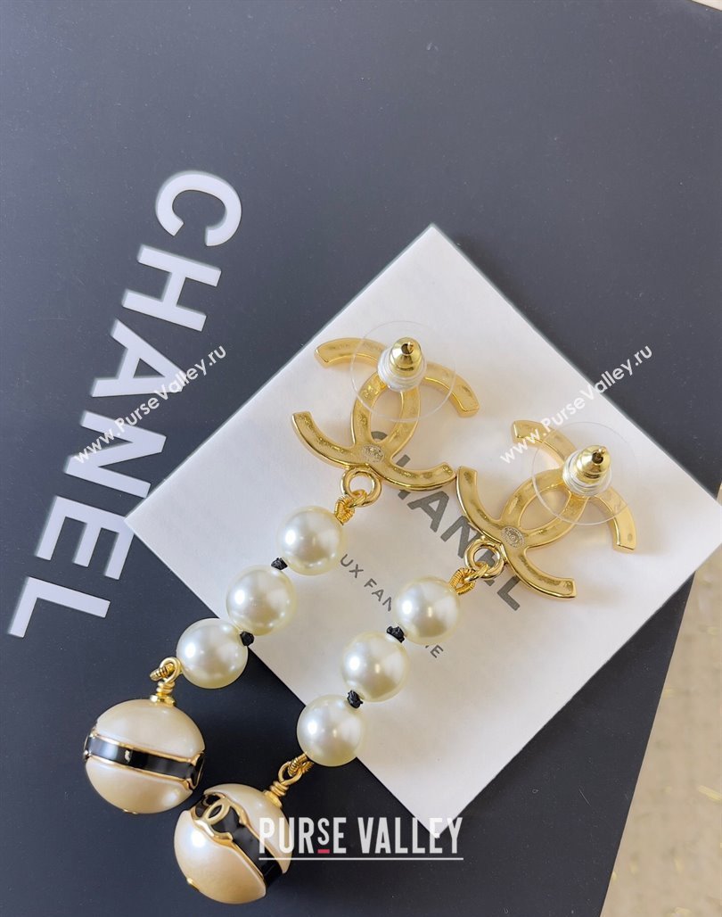 Chanel Pearl Pendant Earrings 2024 0510 (YF-240511011)