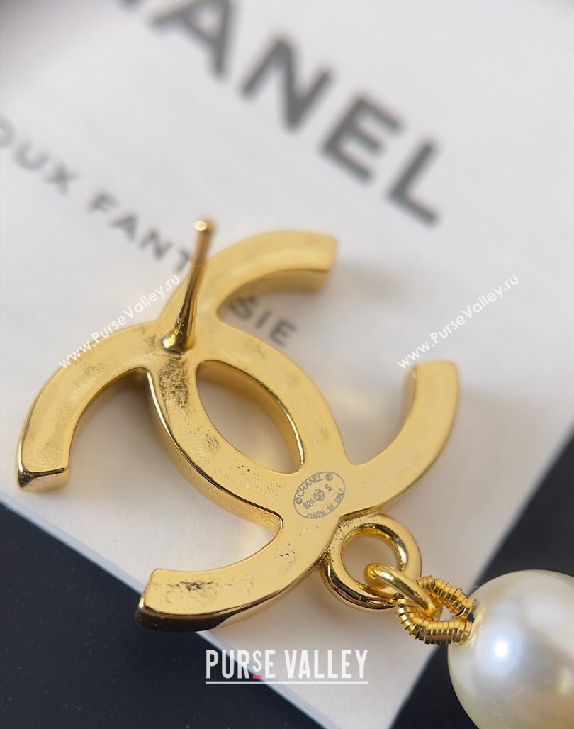 Chanel Pearl Pendant Earrings 2024 0510 (YF-240511011)