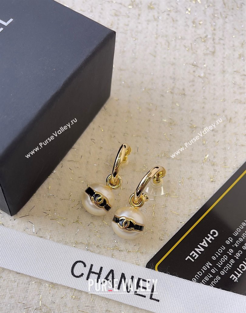 Chanel Pearl Short Earrings 2024 051138 (YF-240511038)