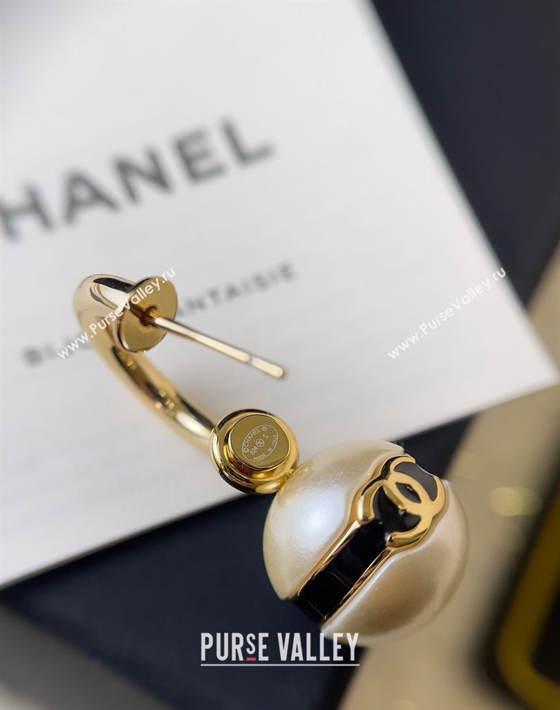 Chanel Pearl Short Earrings 2024 051138 (YF-240511038)