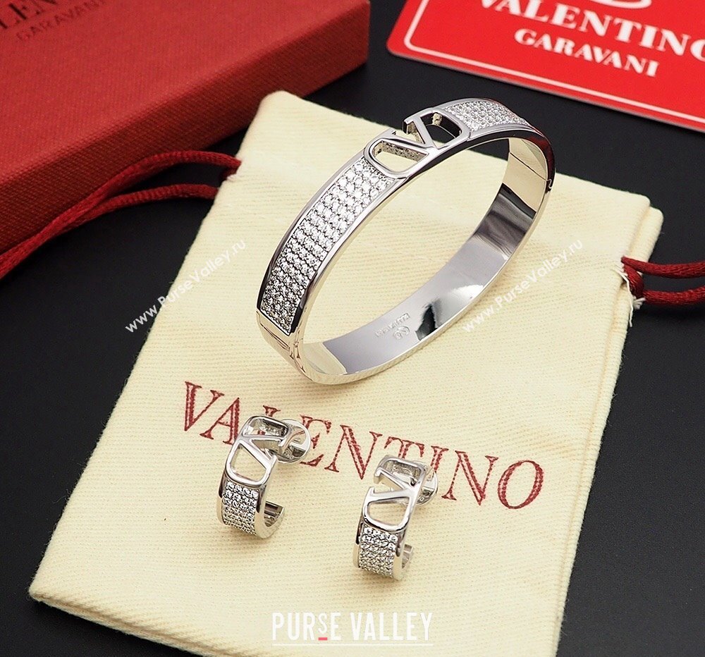 Valentino VLogo Bracelet with Strass 2024 0511 (YF-240511055)