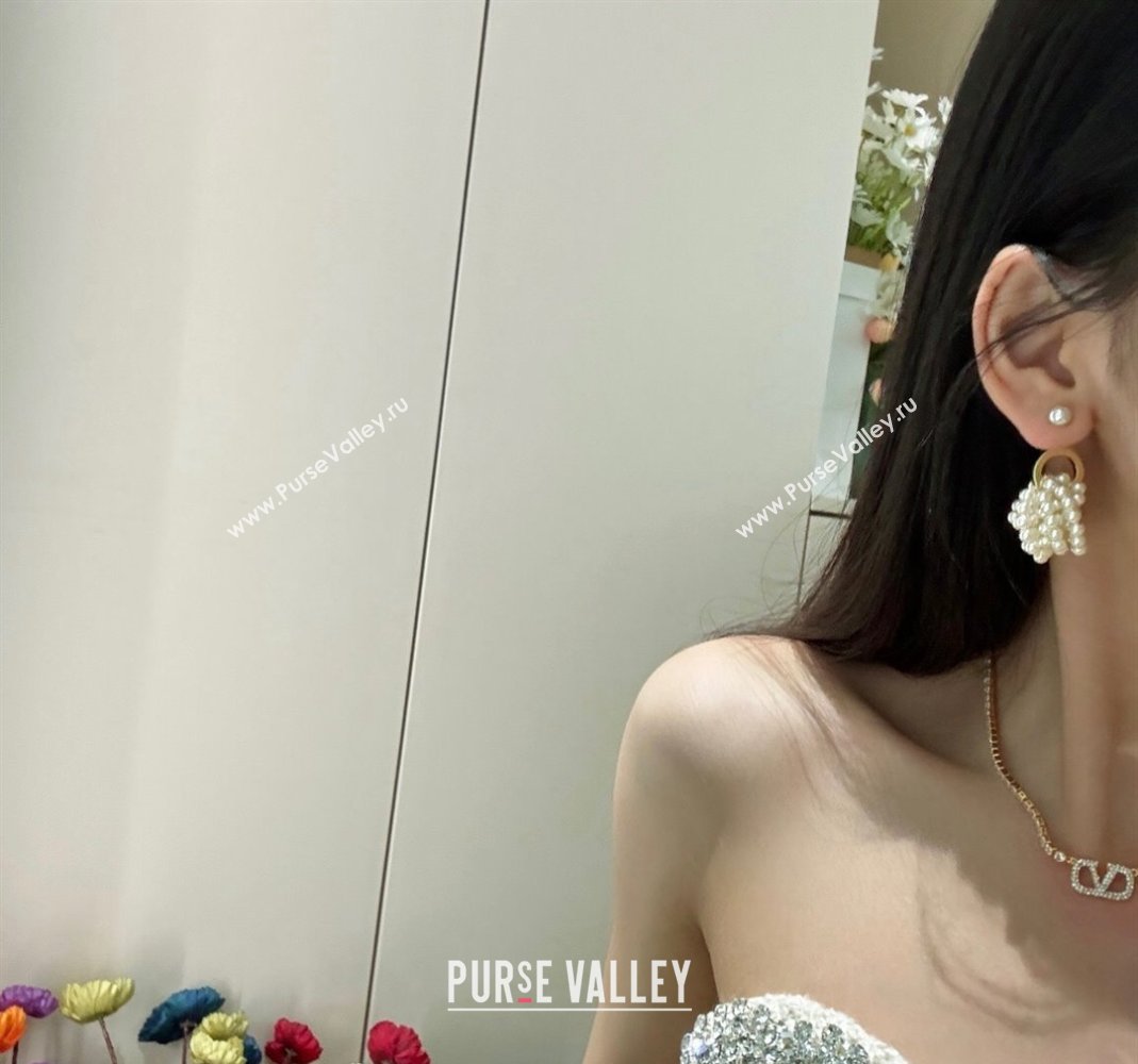 Dior D-Bow Pearl Short Earrings 2024 0614 (YF-240614002)