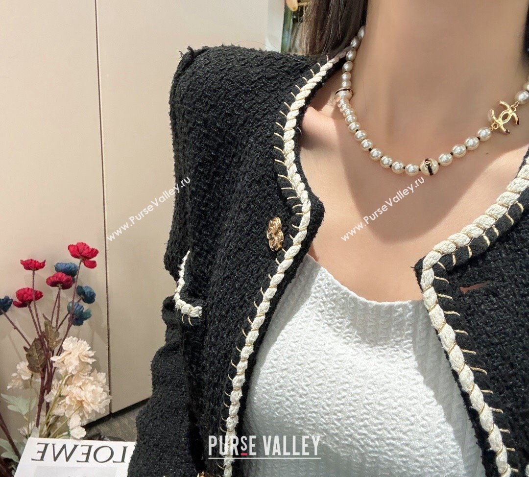 Chanel Pearls Short Necklace White/Black 2024 0614 (YF-240614101)