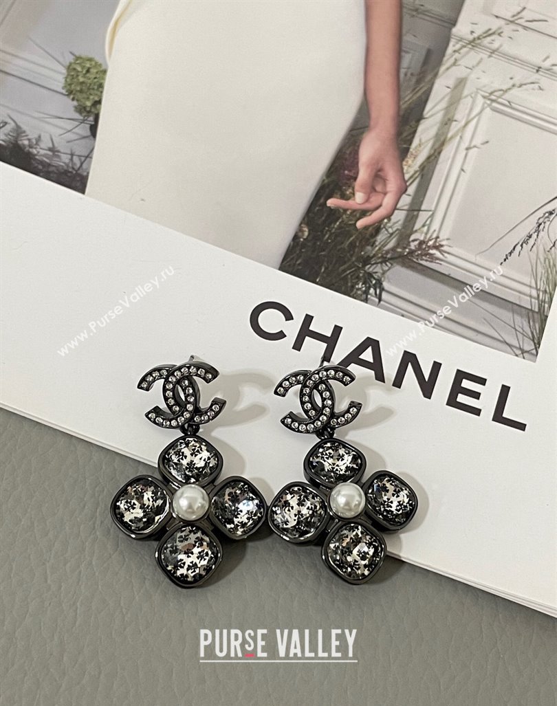 Chanel Strass Short Earrings Black 2024 0614 (YF-240614115)