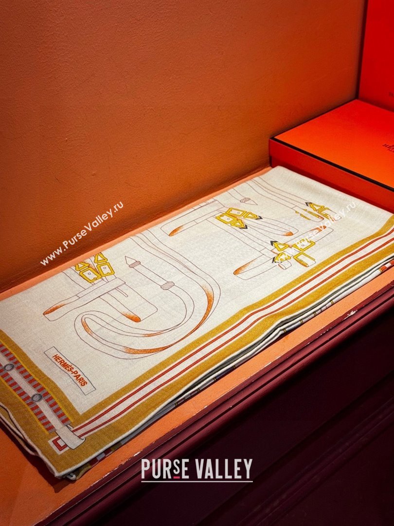 Hermes Cashmere Silk Lettres Equestres Shawl Scarf 140 H1502 Beige 2026 (XMN-26010502)