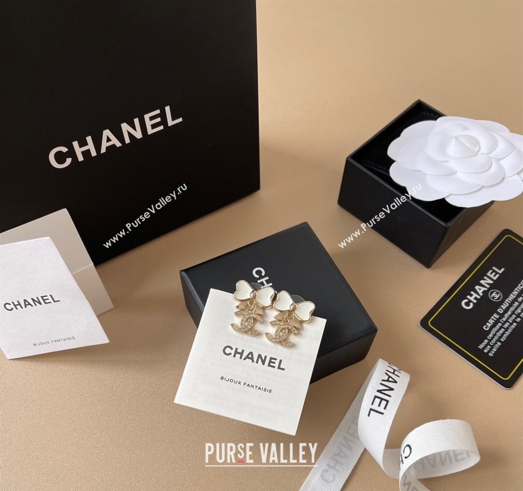 Chanel Bow Short Earrings White 2025 0320 (YF-250320039)