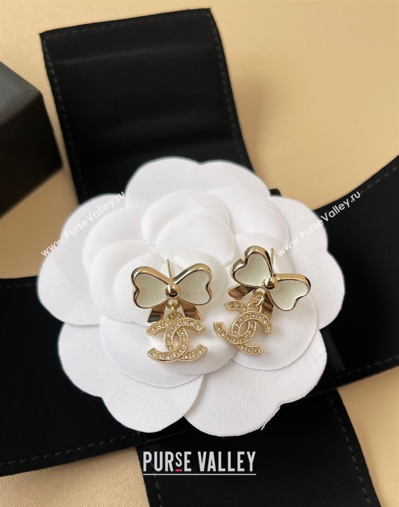 Chanel Bow Short Earrings White 2025 0320 (YF-250320039)