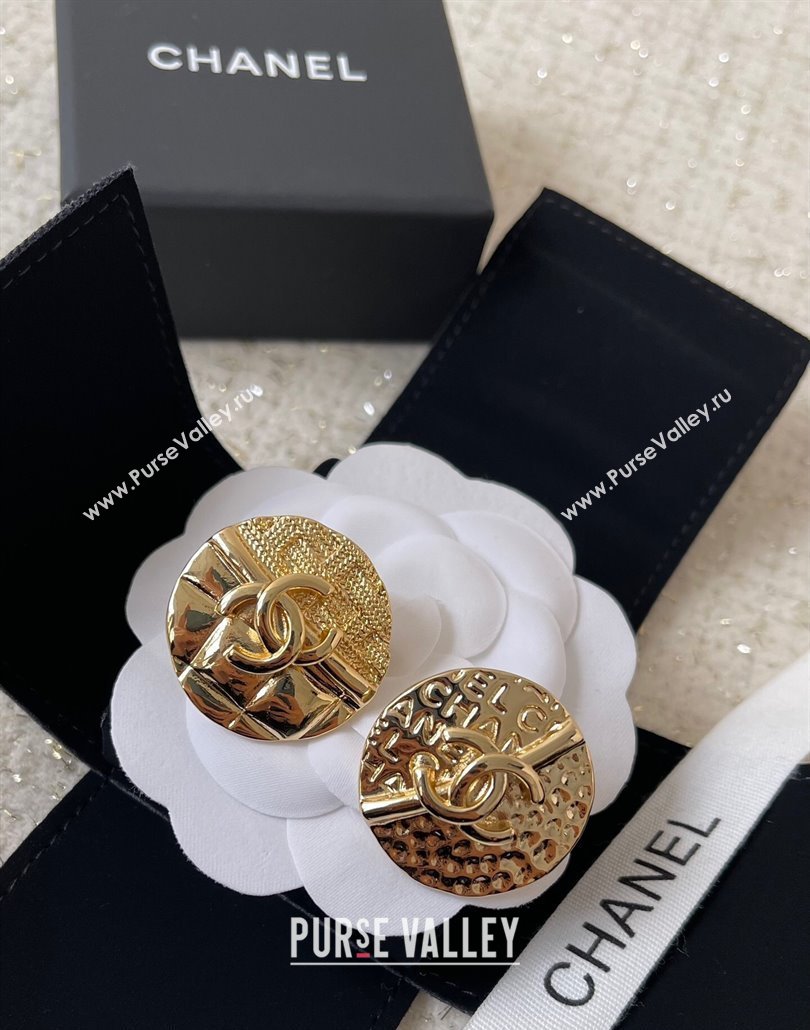 Chanel Quilted Round Stud Earrings Gold 2025 (YF-250320030)
