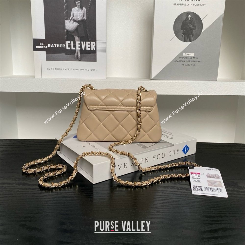 Chanel Lambskin Clutch with Chain AP4593 Beige 2025 (YEZI-25041107)