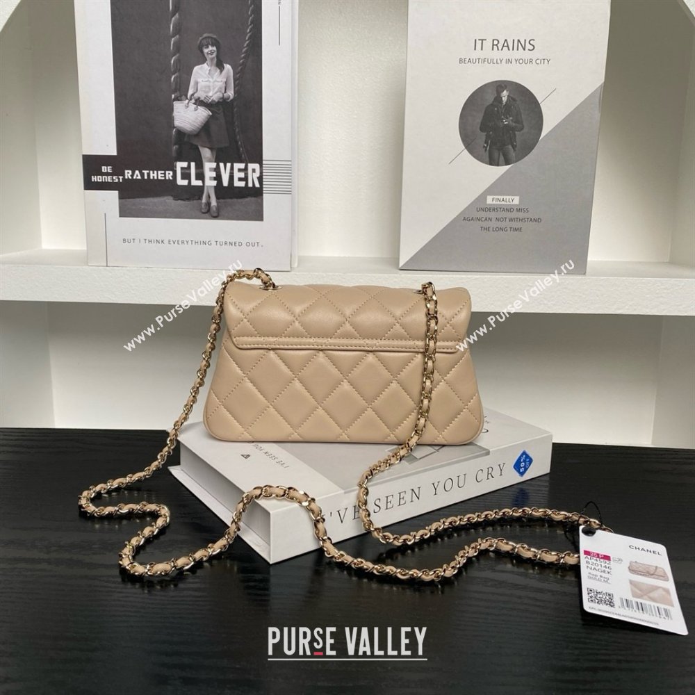 Chanel Lambskin Clutch with Chain AP4592 Beige 2025 (YEZI-25041106)