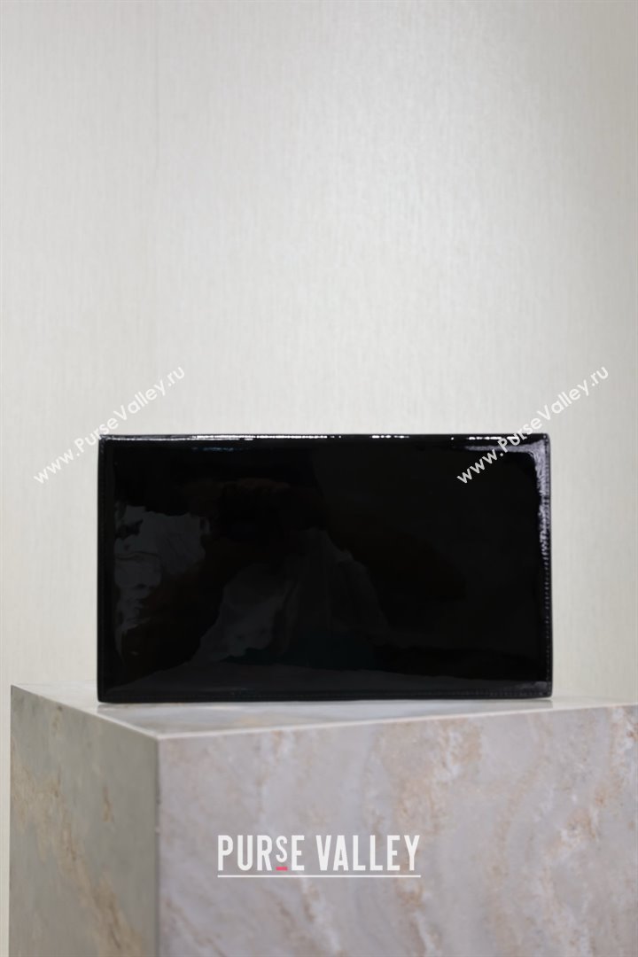 Saint Laurent Uptown Pouch in Patent Leather 565739 Black 2025 (MHUI-25041409)