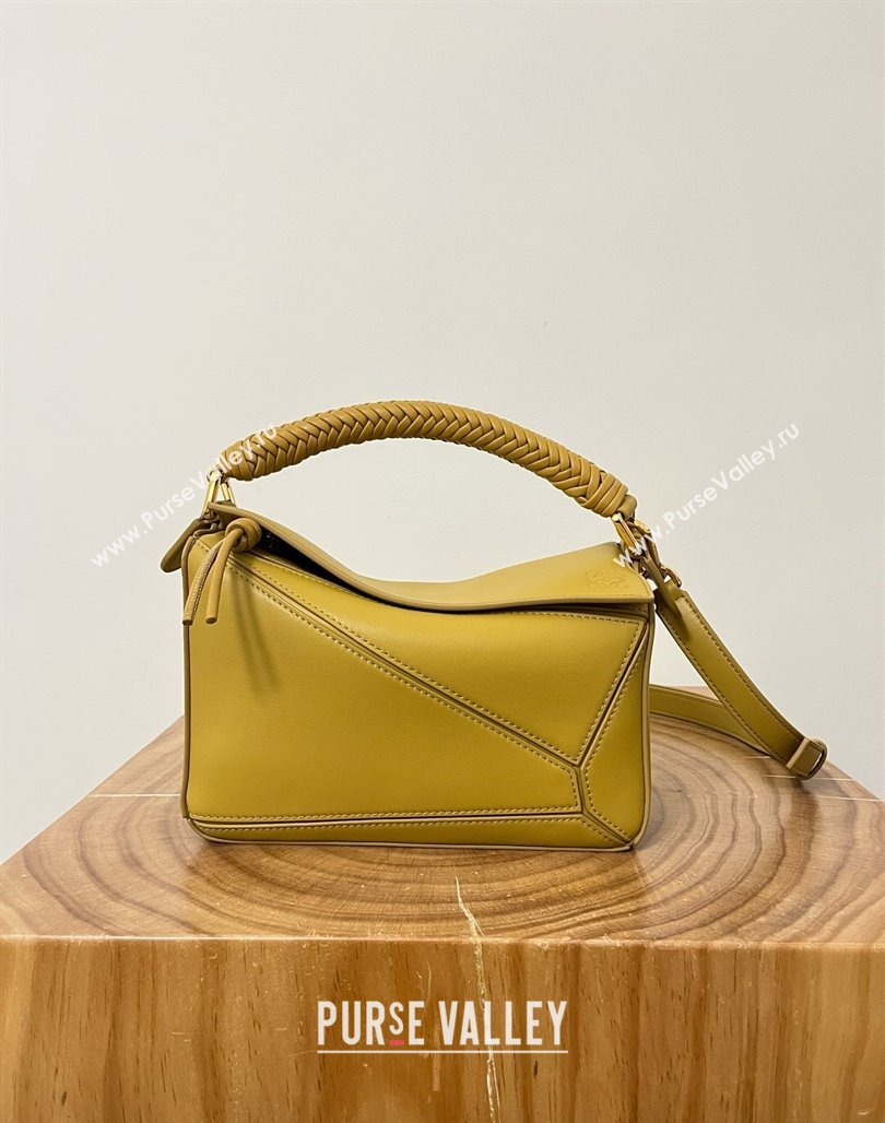 Loewe Small Puzzle Bag in Calfskin 9064 Sahara Yellow 2025 Top (KK-25042405)