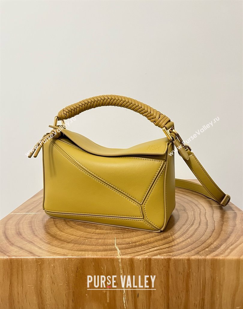 Loewe Small Puzzle Bag in Calfskin 9064 Sahara Yellow 2025 Top (KK-25042405)