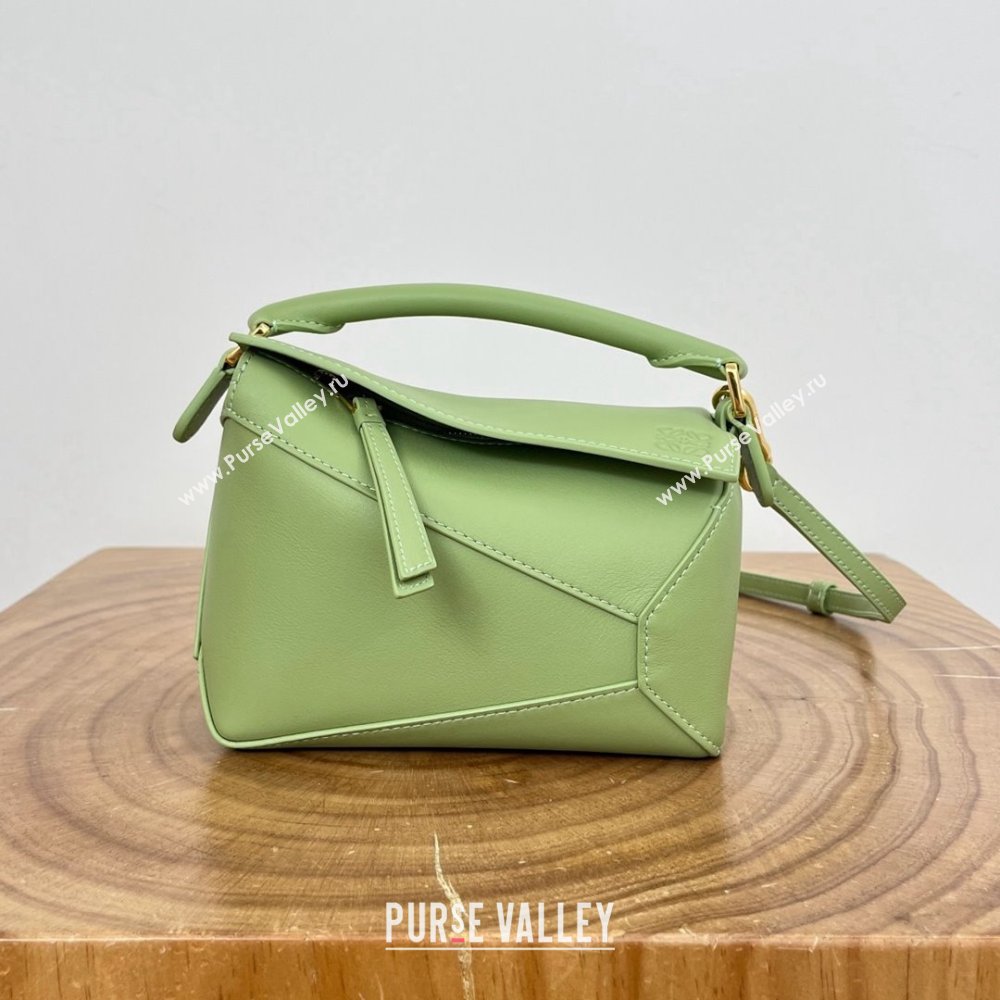 Loewe Mini Puzzle Bag in Classic Calfskin 9310 Light Pear Green 2025 Top (KK-25042407)