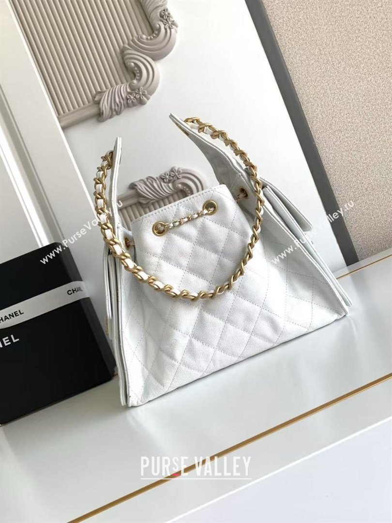 Chanel 25 Small Handbag in Grained Calfskin AS5293 White Spring-Summer 2025 (YEZI-25050606)