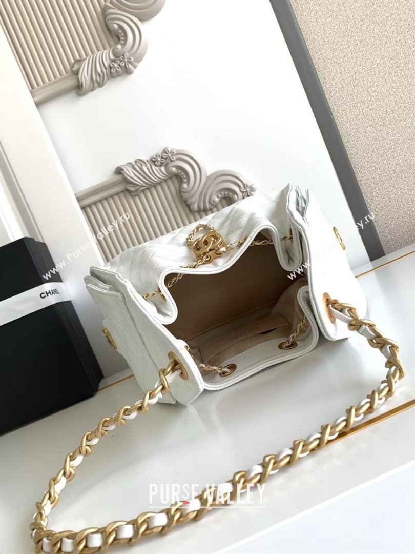 Chanel 25 Small Handbag in Grained Calfskin AS5293 White Spring-Summer 2025 (YEZI-25050606)