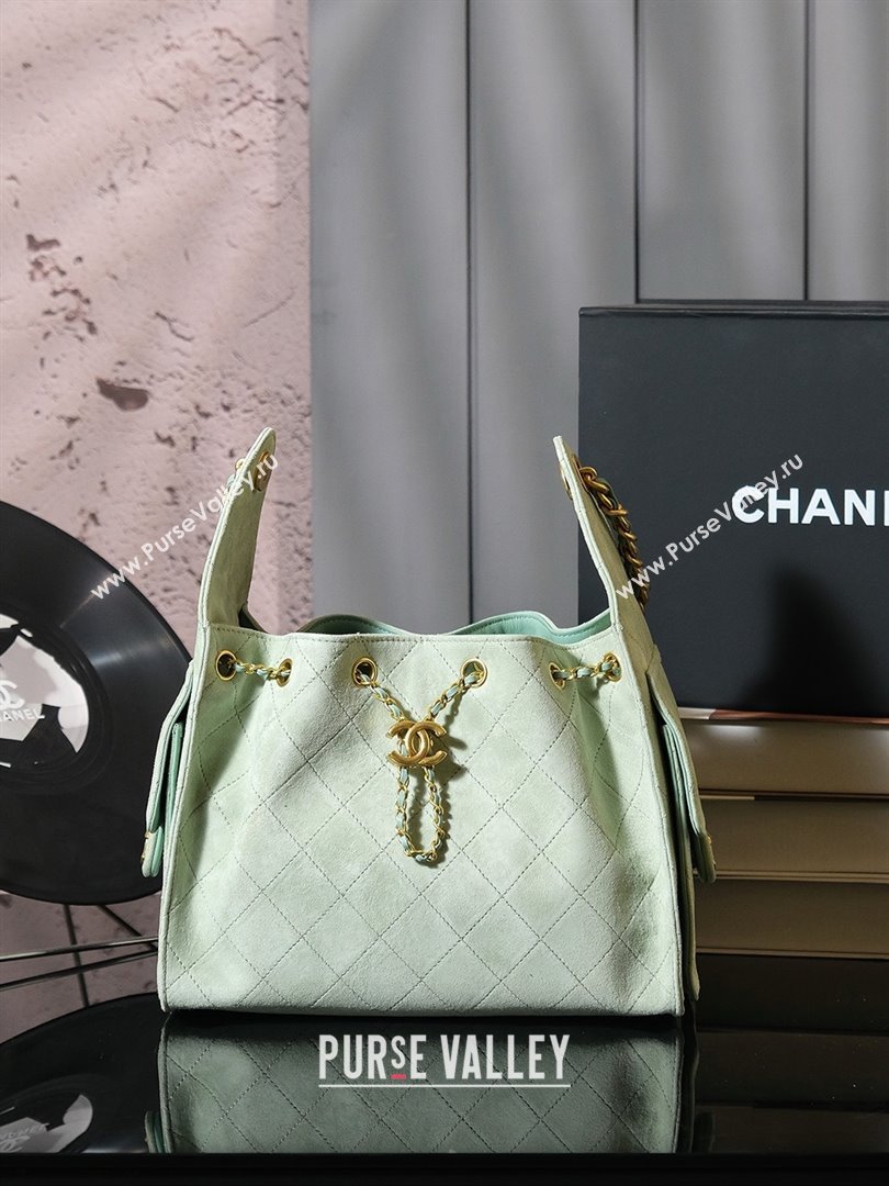 Chanel 25 Small Handbag in Suede AS5293 Green Spring-Summer 2025 (YEZI-25050609)