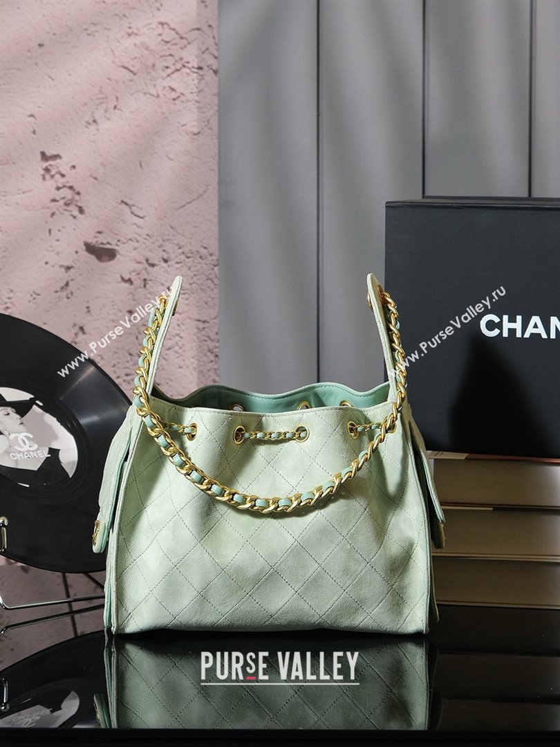 Chanel 25 Small Handbag in Suede AS5293 Green Spring-Summer 2025 (YEZI-25050609)