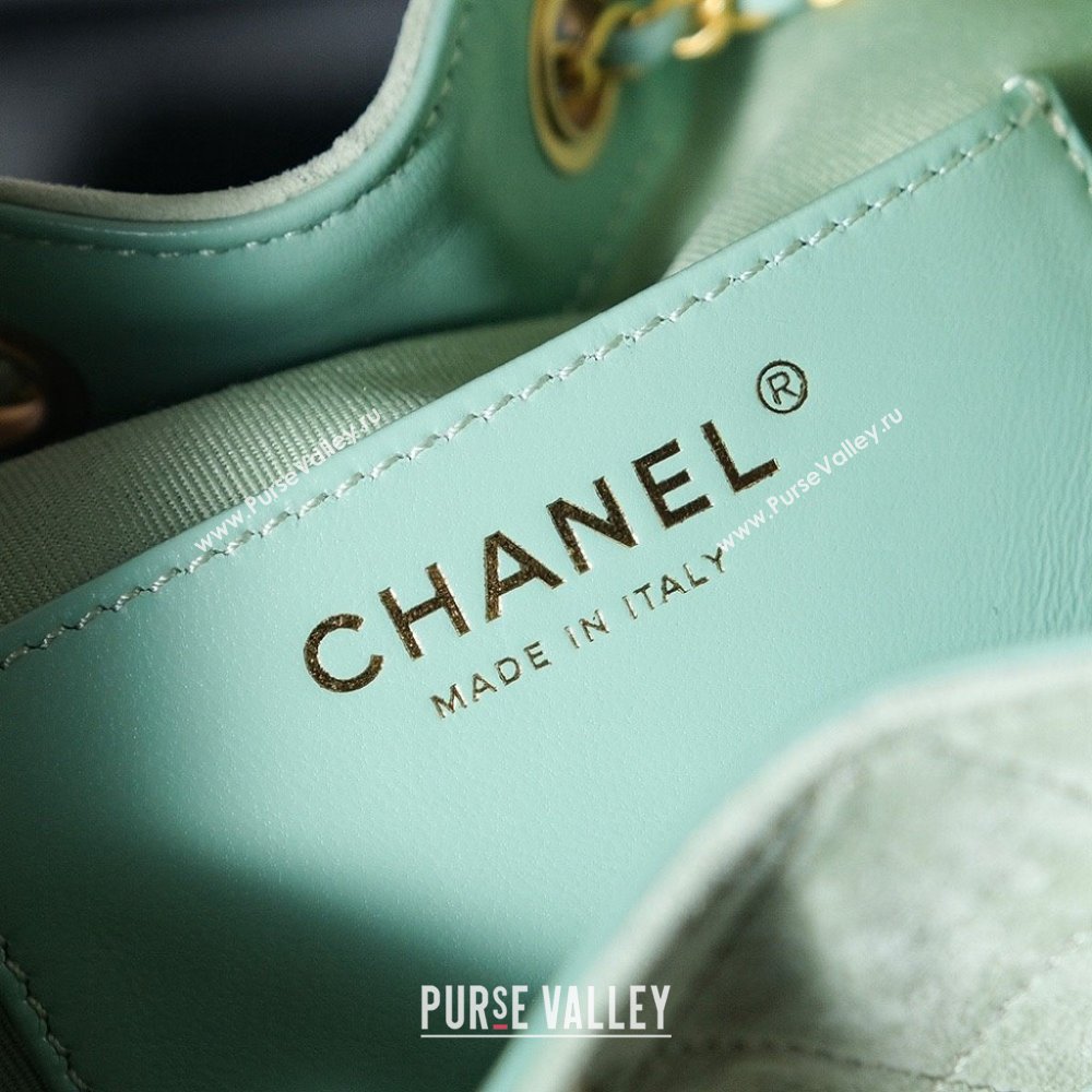 Chanel 25 Small Handbag in Suede AS5293 Green Spring-Summer 2025 (YEZI-25050609)