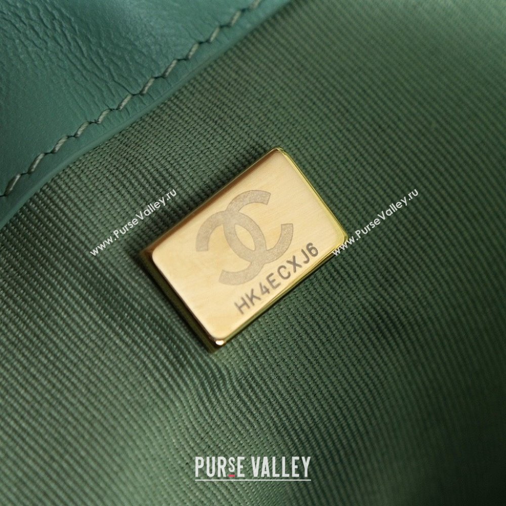 Chanel 25 Small Handbag in Suede AS5293 Green Spring-Summer 2025 (YEZI-25050609)