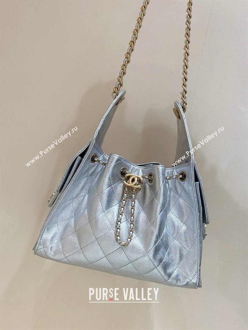 Chanel 25 Small Handbag in Grained Calfskin AS5293 Silver Spring-Summer 2025 Top Quality (SHUNY-25050617)