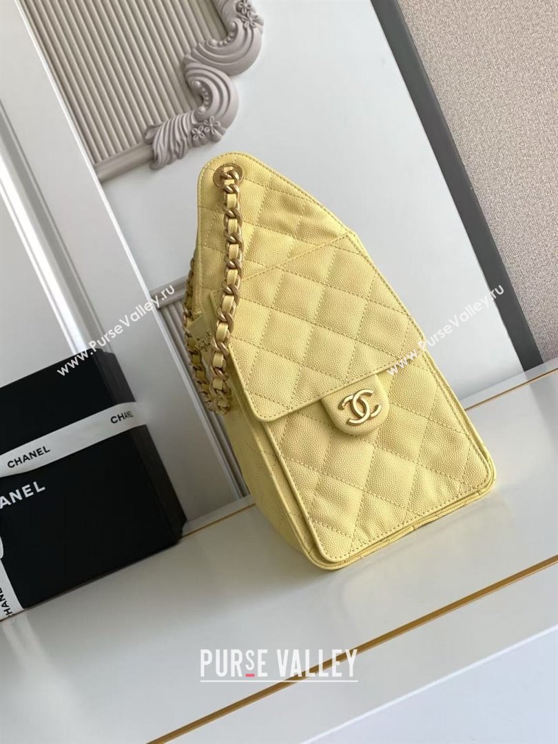 Chanel 25 Small Handbag in Grained Calfskin AS5293 Yellow Spring-Summer 2025 (YEZI-25050601)
