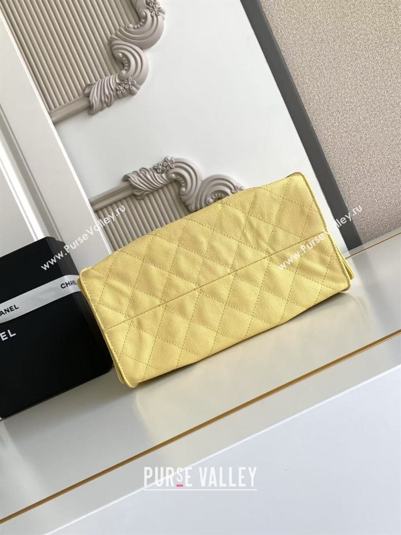 Chanel 25 Small Handbag in Grained Calfskin AS5293 Yellow Spring-Summer 2025 (YEZI-25050601)