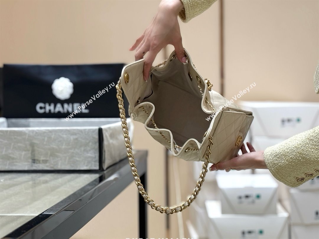 Chanel 25 Small Handbag in Grained Calfskin AS5293 Beige Spring-Summer 2025 Top Quality (SHUNY-25050615)