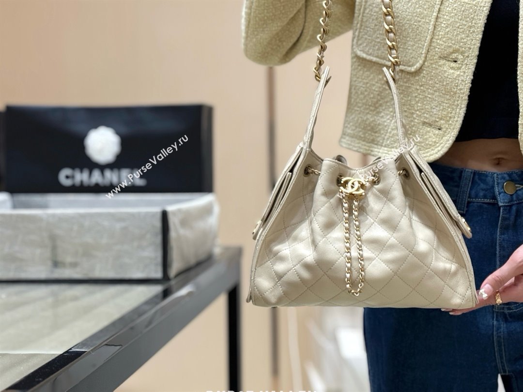Chanel 25 Small Handbag in Grained Calfskin AS5293 Beige Spring-Summer 2025 Top Quality (SHUNY-25050615)