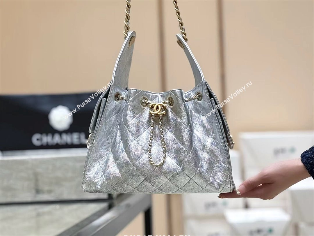 Chanel 25 Small Handbag in Grained Calfskin AS5293 Silver Spring-Summer 2025 Top Quality (SHUNY-25050617)