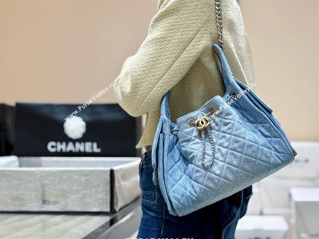 Chanel 25 Small Handbag in Light Blue Denim AS5293 Spring-Summer 2025 Top Quality (SHUNY-25050619)