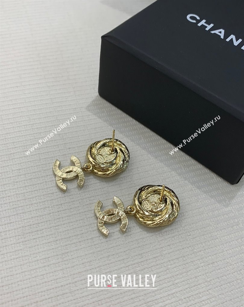 Chanel Strass Round Short Earrings Gold 2025 0509 (YF-250509047)