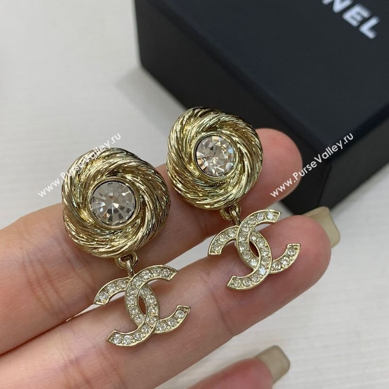 Chanel Strass Round Short Earrings Gold 2025 0509 (YF-250509047)
