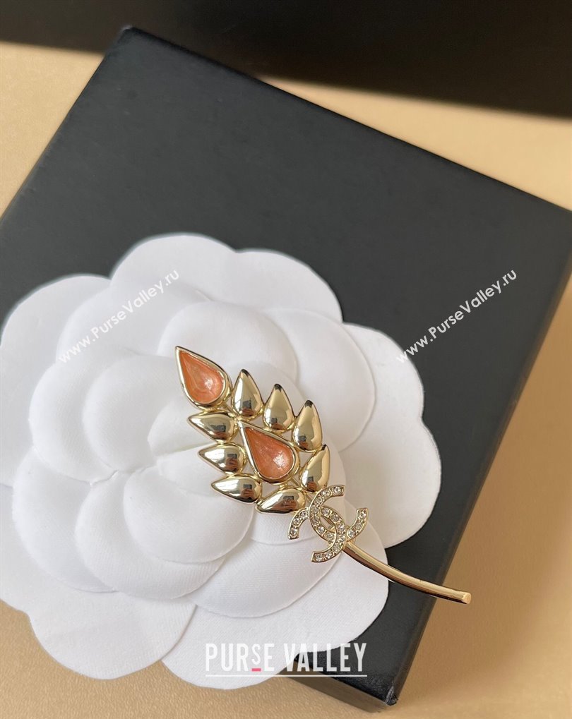 Chanel Feather Brooch Gold/Pink 2025 0509 (YF-250509053)