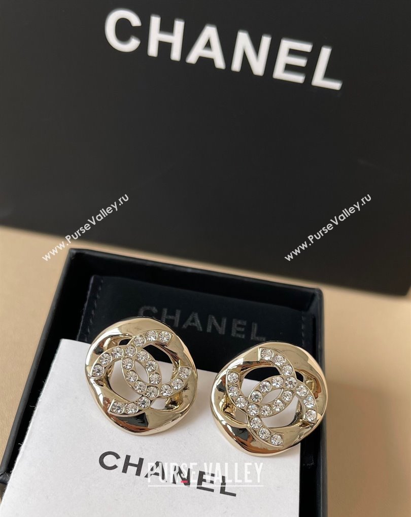 Chanel Strass CC Round Stud Earrings Gold 2025 0509 (YF-250509065)