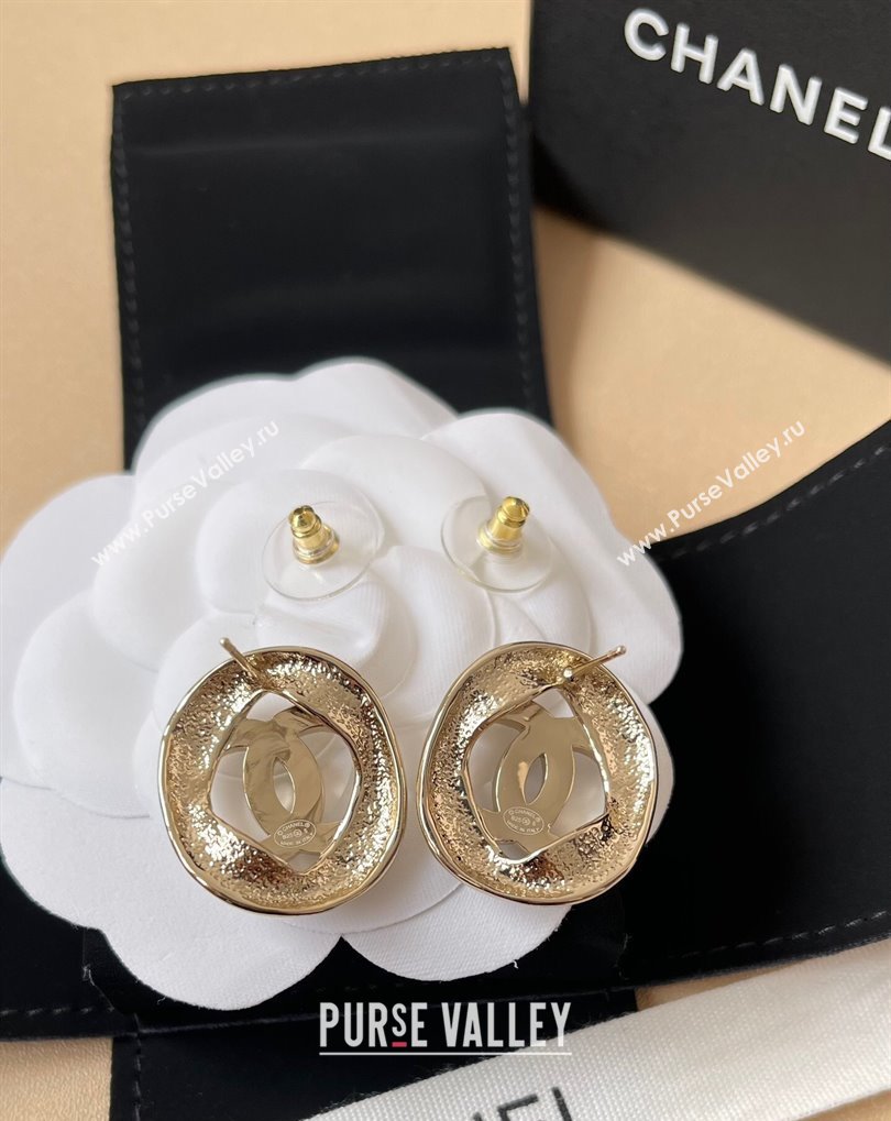 Chanel Strass CC Round Stud Earrings Gold 2025 0509 (YF-250509065)