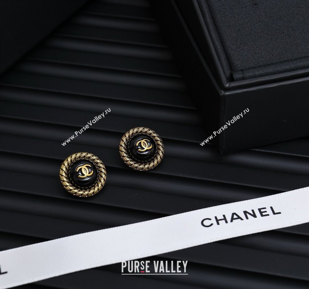 Chanel Aged Round Stud Earrings Black/Gold 2025 0509 (YF-250509066)
