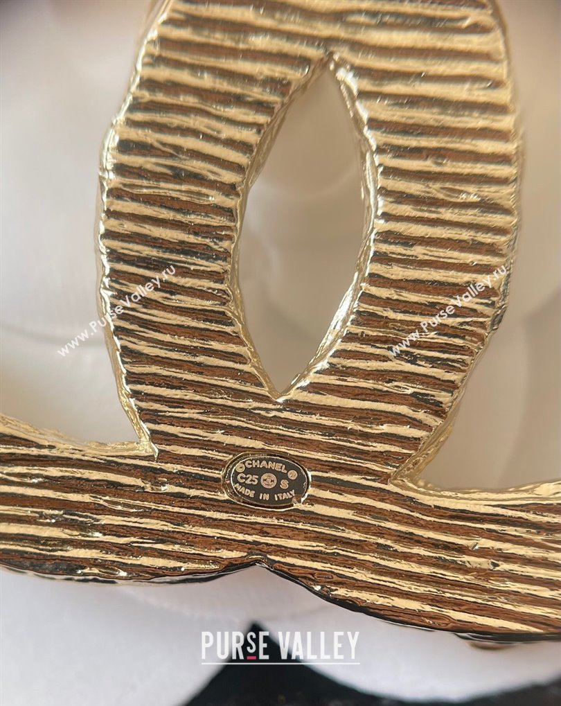 Chanel Metal-Tone CC Brooch Silver/Gold 2025 0509 (YF-250509078)