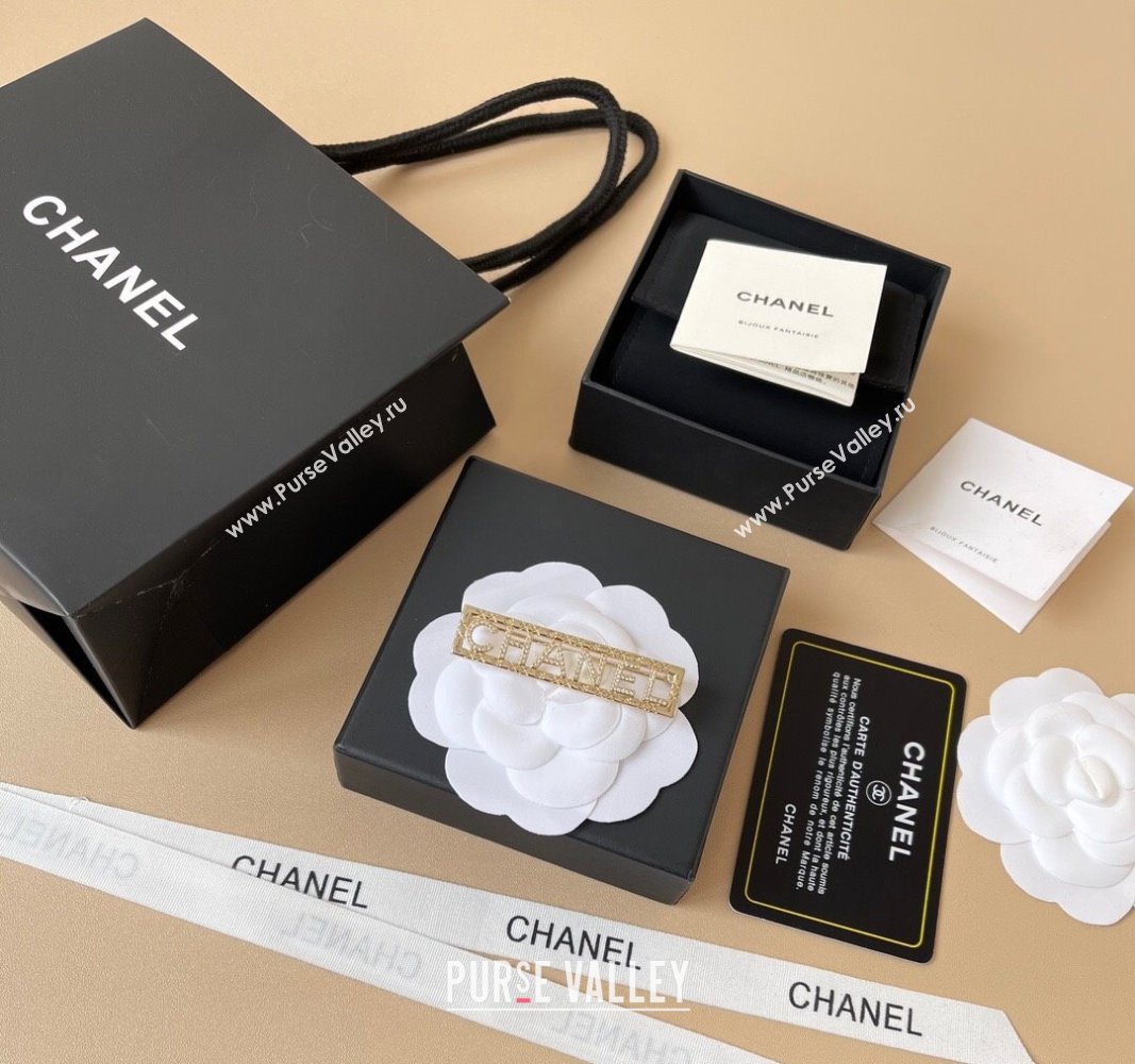 Chanel Letters Framed Brooch Gold 2025 0509 (YF-250509079)