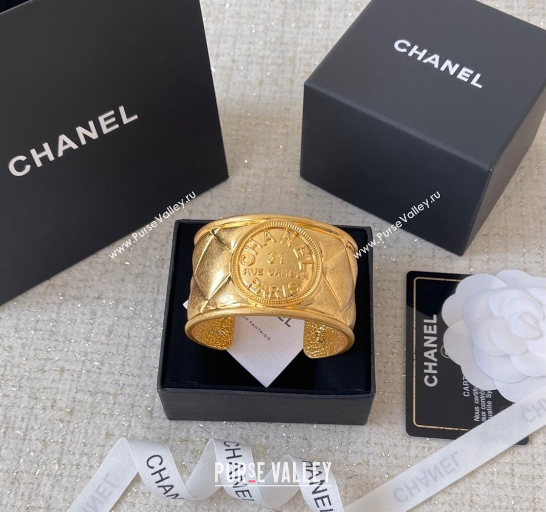 Chanel Vintage Cuff Bracelet Gold 2025 0509 (YF-250509094)