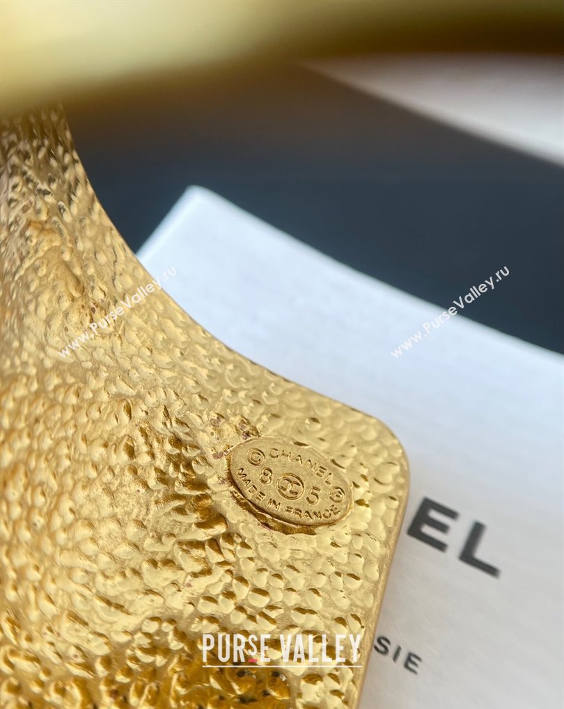 Chanel Vintage Cuff Bracelet Gold 2025 0509 (YF-250509094)