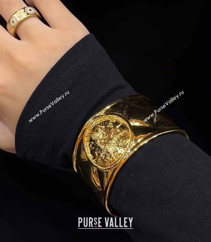 Chanel Vintage Cuff Bracelet Gold 2025 0509 (YF-250509094)