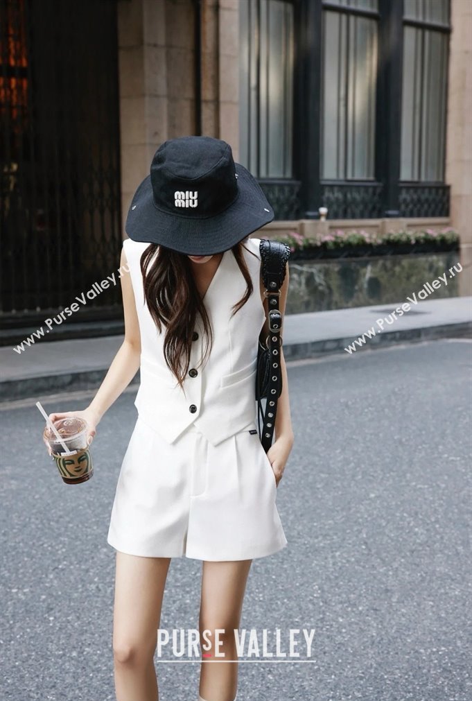 Miu Miu Denim Hat M050902 Black 2025 (A-25050902)
