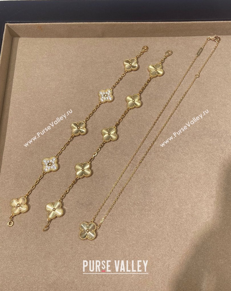 Van Cleef Arpels Alhambra Bracelet, 5 Motifs and Pendant Necklace Gold 2025 0509 (YF-250509123)