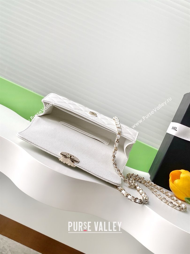 Chanel Phone Holder with Chain in Grained Shiny Calfskin AP3238 White Spring-Summer 2025 (JY-25061106)